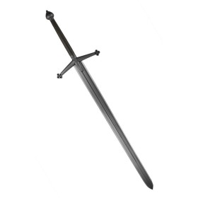Les claymores sont les seules épées à deux mains qui se portent dans le dos
