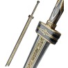 La lame de la lourde épée du Berseker est parcourue de runes viking