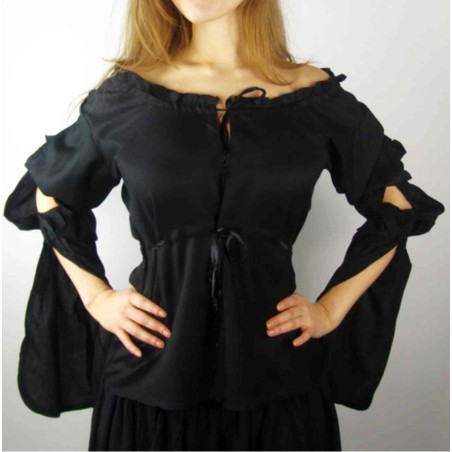 La blouse Victoria noire est très féminine et un rien excentrique.