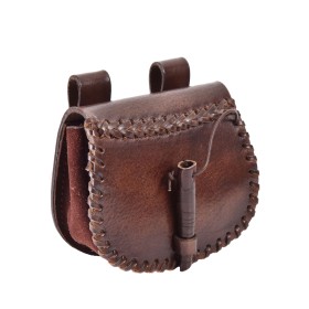 Cette petite sacoche de ceinture en cuir marron vous accompagne facilement partout.