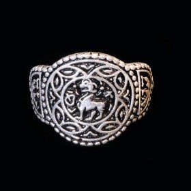 La bague d'Æthelswith, version plaqué argent