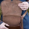 SACOCHE EN CUIR AVEC EMBOSSAGE MARTEAU DE THOR