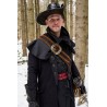 Un costume de pirate simple avec le baudrier avec fourreau en cuir