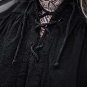 Lacet au niveau du cou